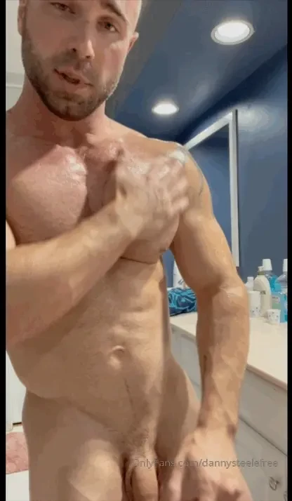 Oil rubbed all over my muscles and i strip for you and show off if you 