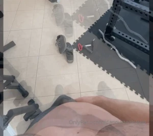 Pov gym jerk off here you get to pretend you are me and jerk my dick