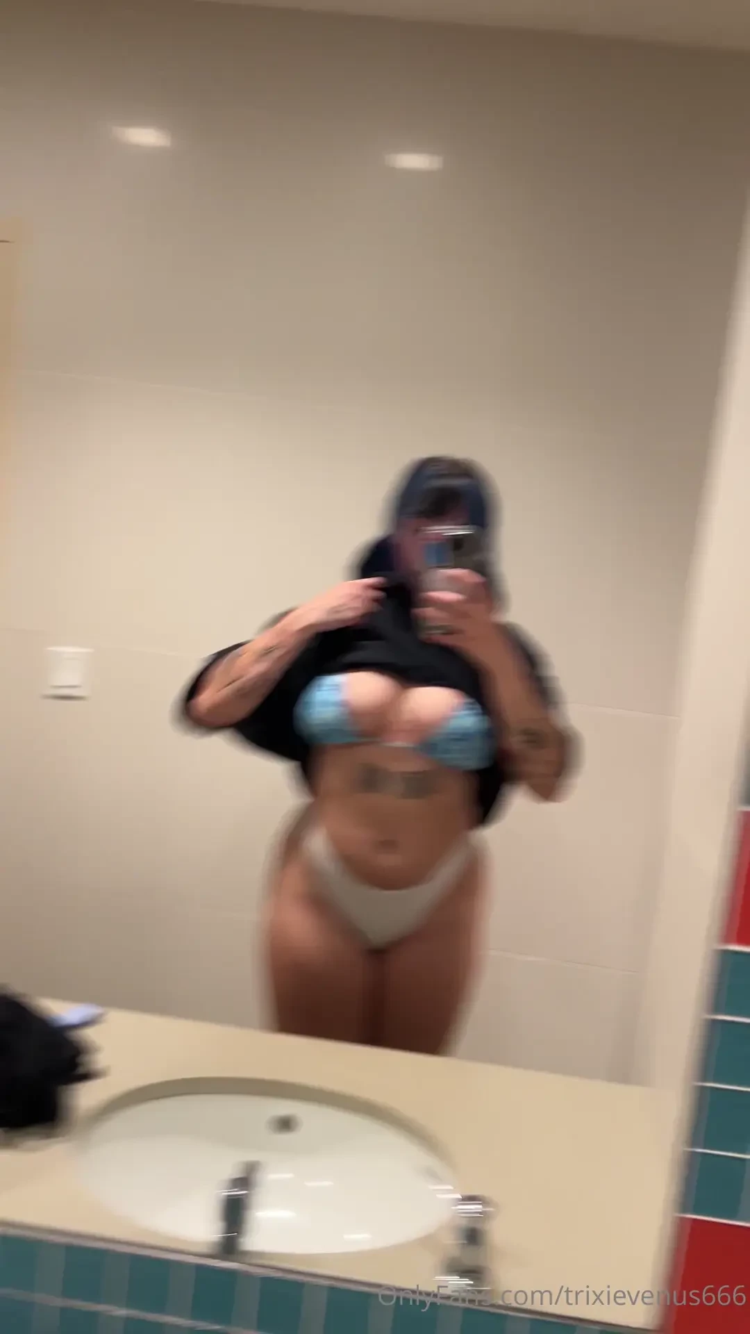 Getting ready to tan my titties 