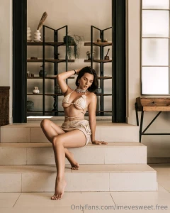 Barefoot and barely dressed exactly how i like it