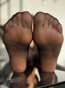 Will you try to guess what color pedicure i did this time to the