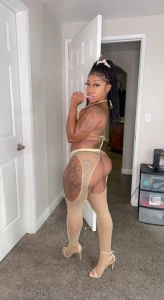 I heard you ve been a good boy mmm cum here bby so i can give you some