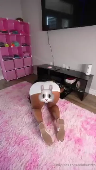 Go subscribe to my vip page to see this posted without the bunny right 