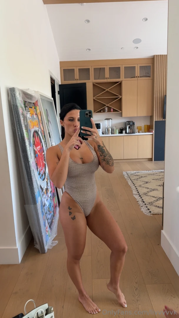 I m still accepting birthday spoiling btw 