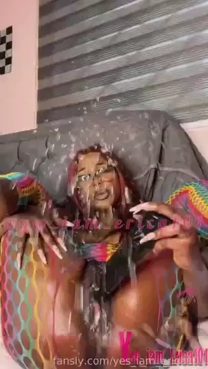 Do you like creamers or squirters cause i can do both fyp pov ebony 