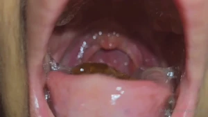 Six minutes of mouth-watering fun with giant gummy bears watch as i