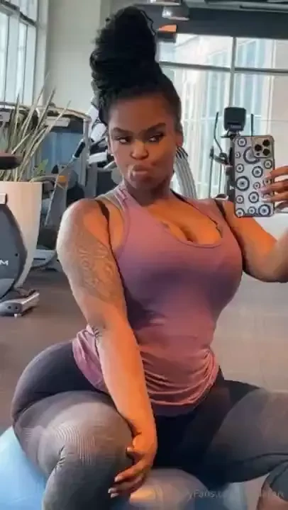 My live from earlier today will you workout with me part 1 