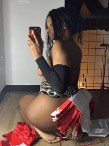 Sending out mai pic set tomorrow please remember that messages with part 1