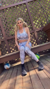 Pose 1 or 2 i feel like i already know your answer part 1