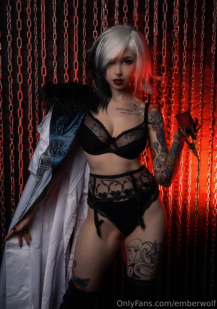 Gotta love some villain vibes 