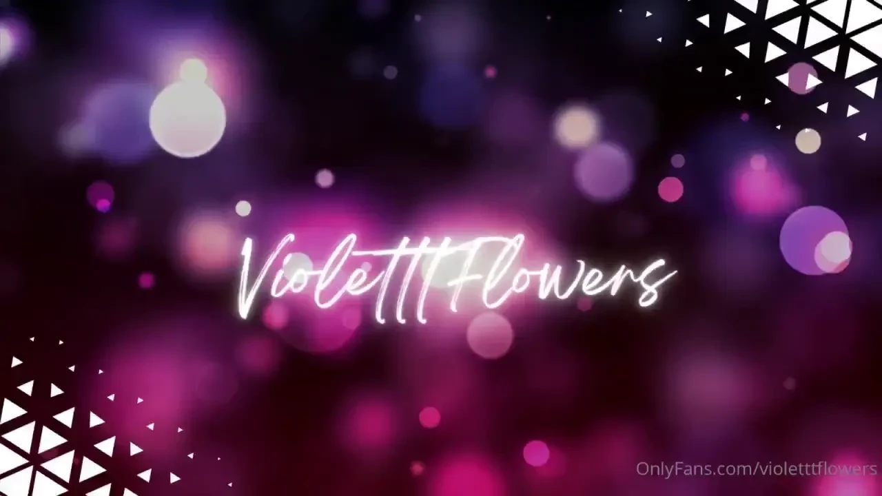 Watch daddy flowers eat me out sooo good and then fuck me with the part 1 