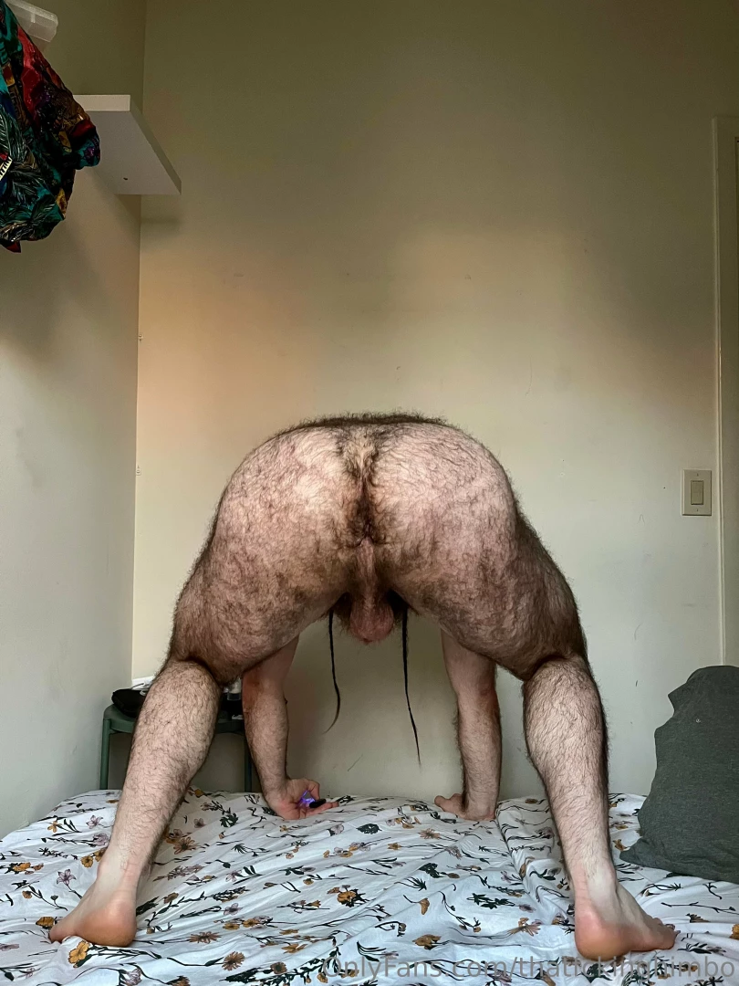 Just woke up and wish i had something to sit on happy hump day guys part 19 