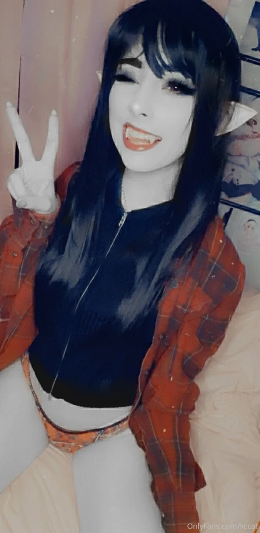 I finally cosplayed marceline from adventure time i hope you all like part 8 