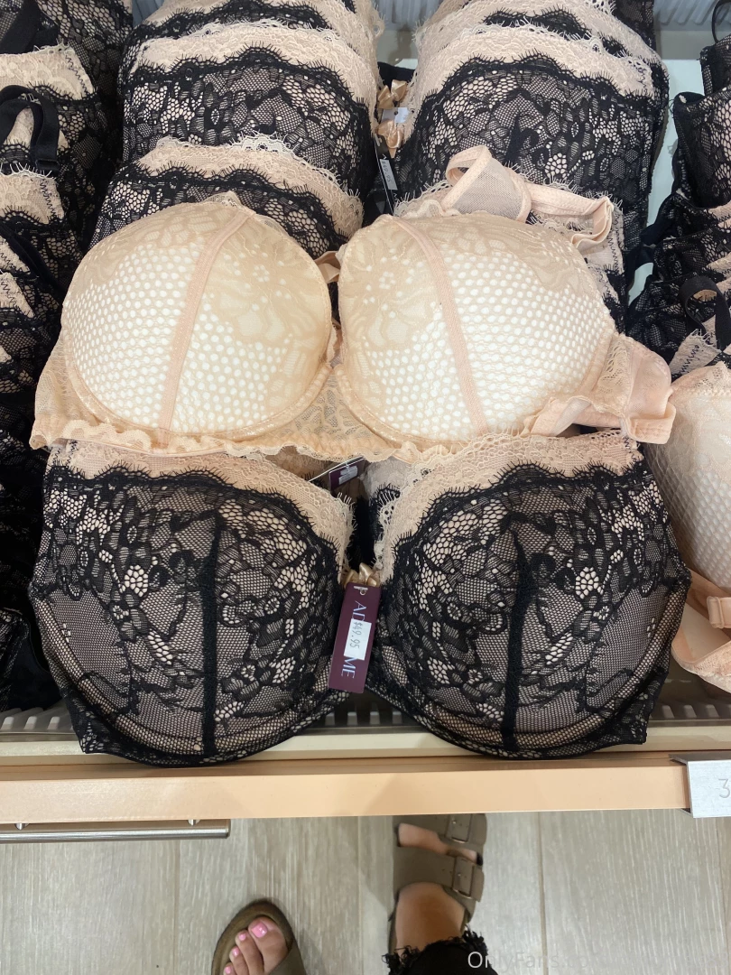 Okay but how cute would i look in these 