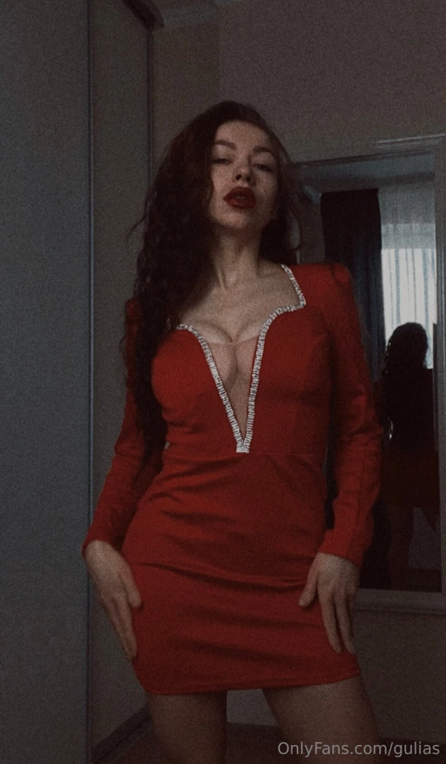 Lady in red part 573 
