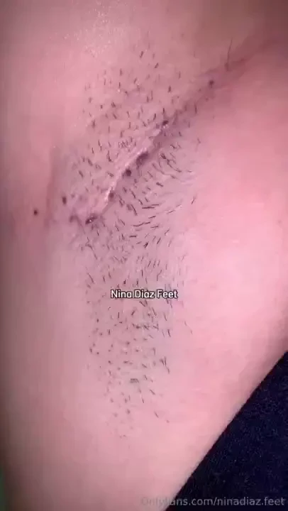 Licking my sweaty armpit who loves a sweaty armpit do you have fetish 