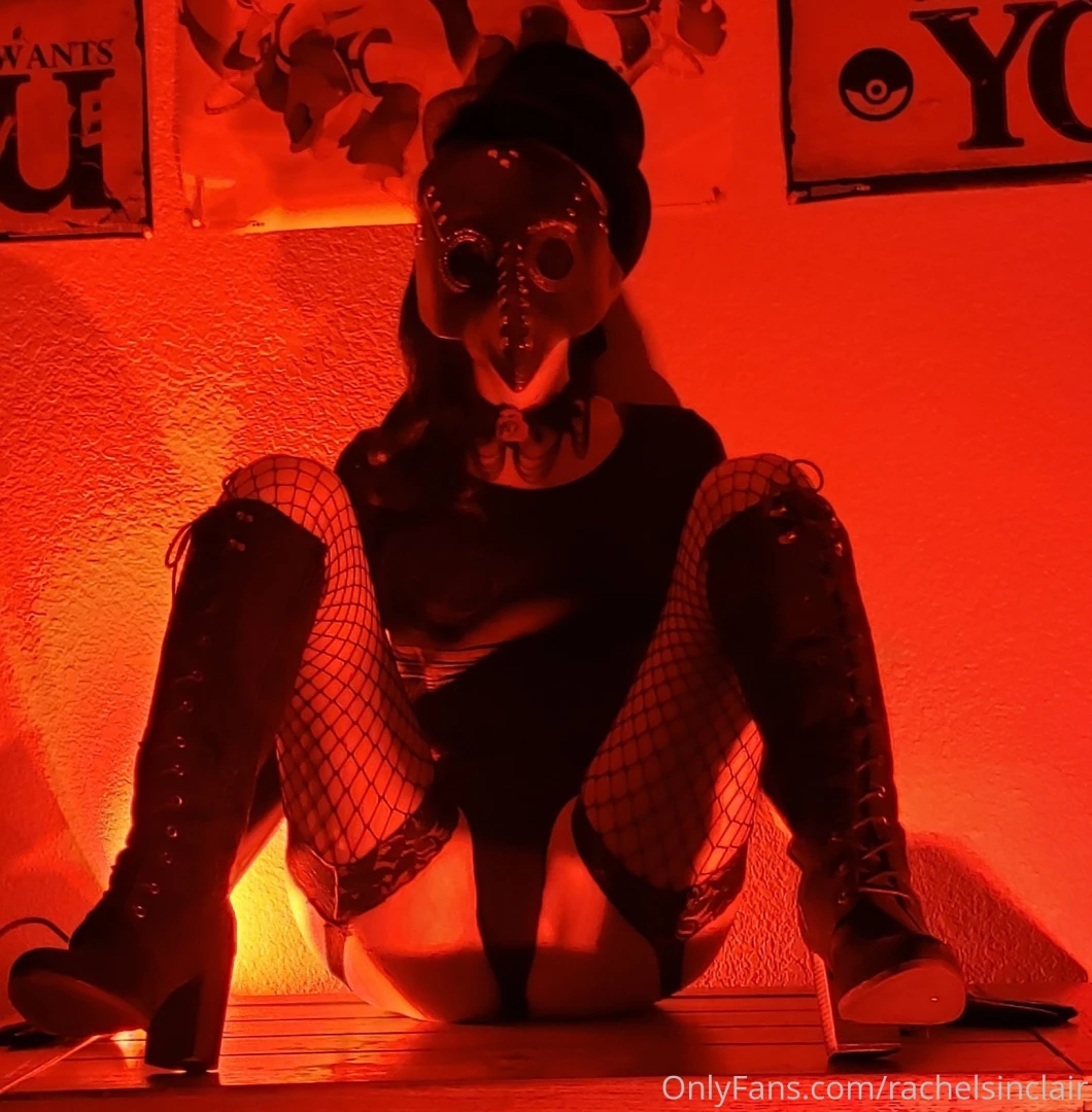 Grab me by the heels 