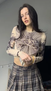 I can t decide which one to use as the cover for my new video swipe