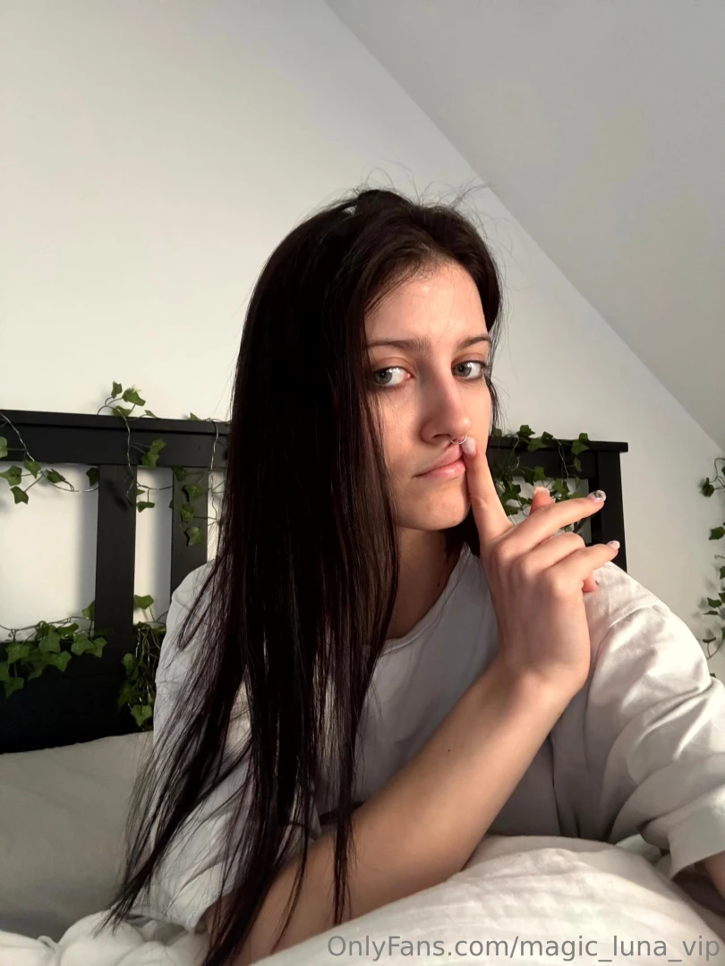 Mood sleepy angel without makeup 