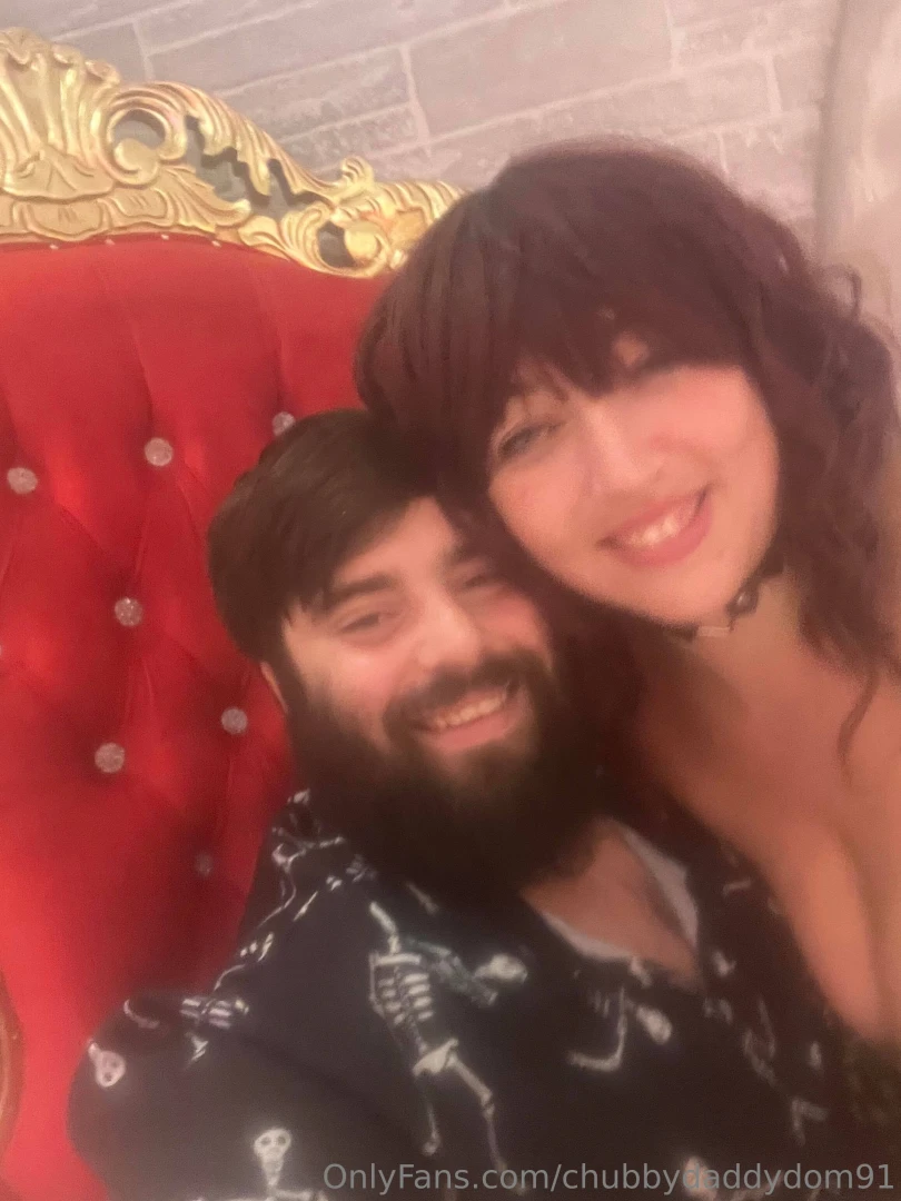 My daddy makes me so happy what should i get him for christmas i would 