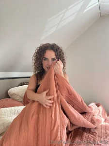 Good morning baby would you come play with me