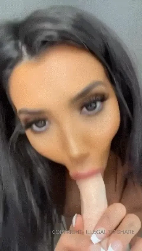 Craving a taste of my wicked blowjob skills slide into my dms for the 