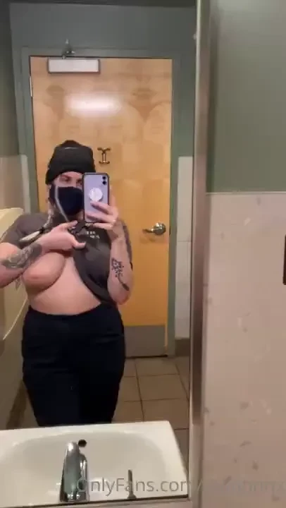 Ummm hi so i quit my job again let s get freaky 24 7 together no more 