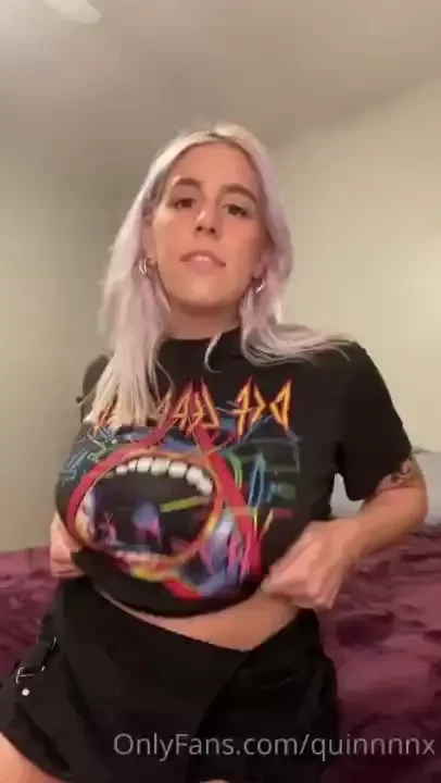 I need a dick between my tits nooow 