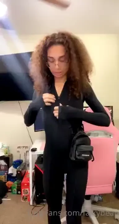 I loved taking this tight suit off hehe 