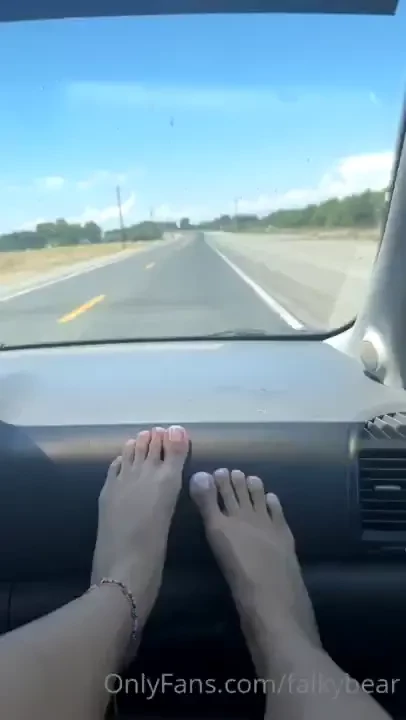 I love having fresh toes 
