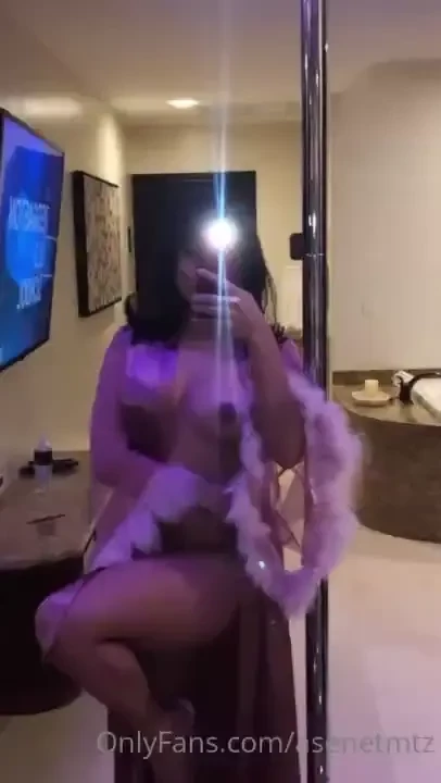 Like si quieres ver este v deo completo mi amor 