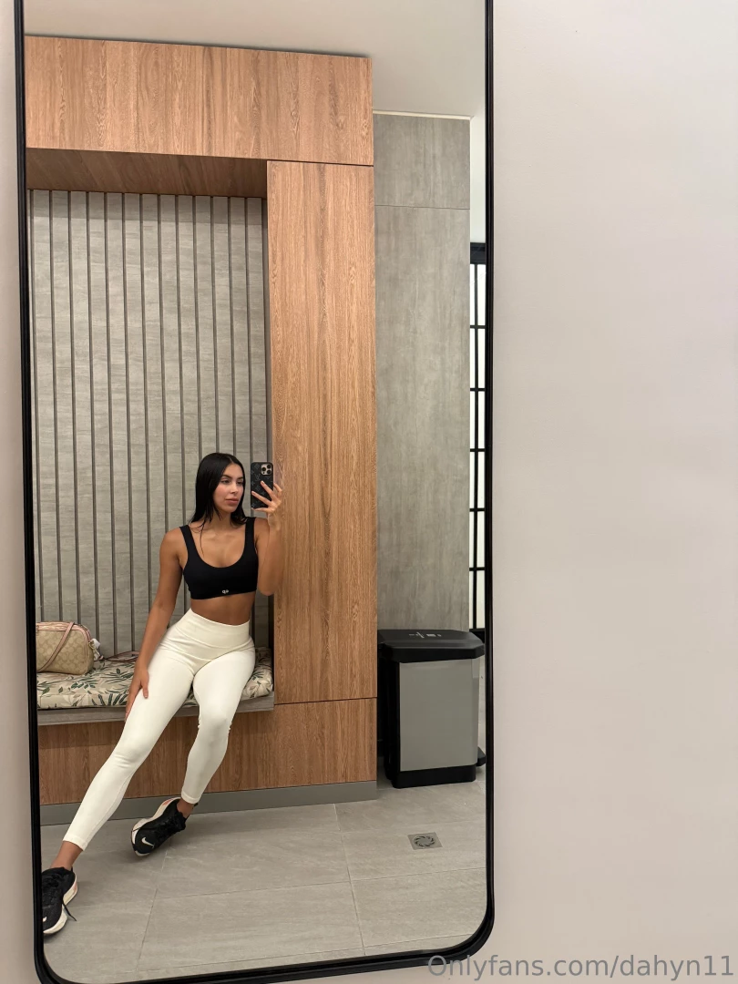 I hope you have a happy monday my love part 1 