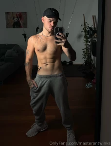 Who s staying in with me tonight dm me i m bored as fuck