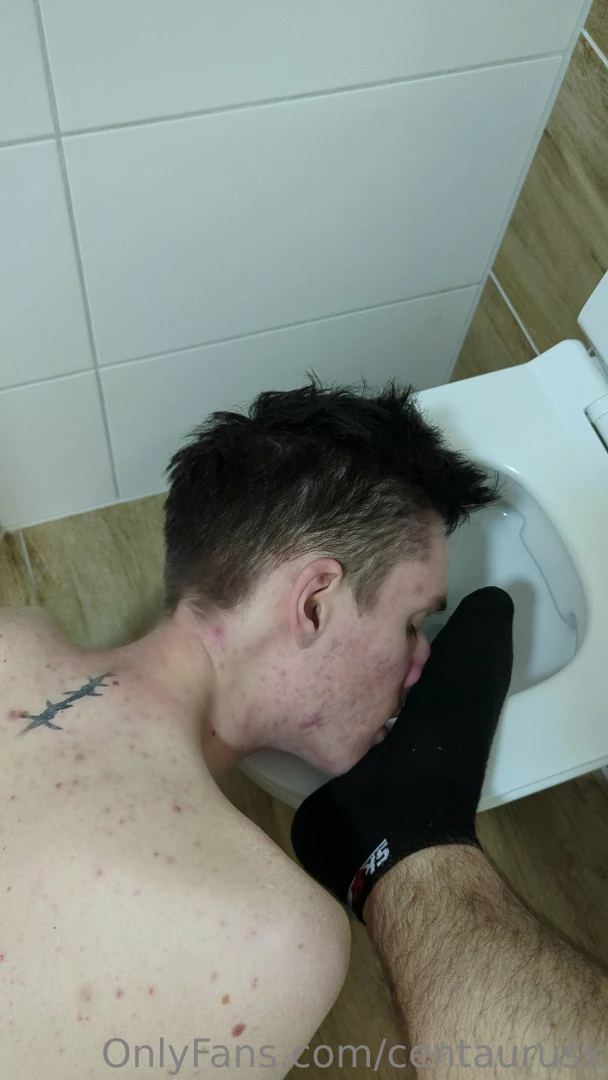 Little slut boy what do you think does he prever my socks or my pis s part 2 