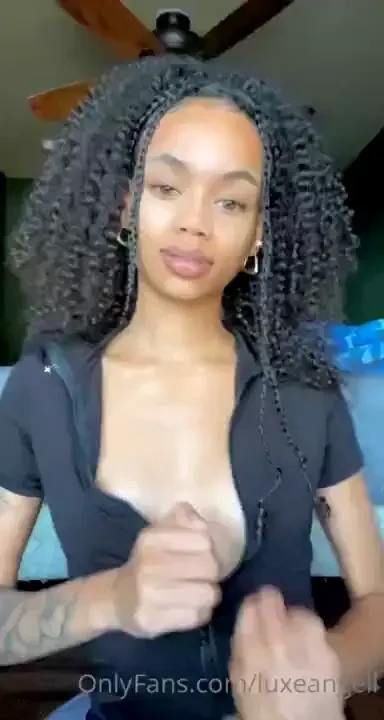 I tried a new hairstyle you like it baby 