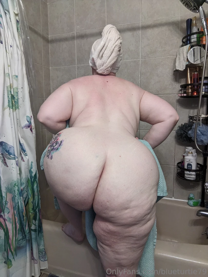 My butt a whole zip code of her own 
