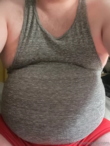 I like to pick up cheap second hand clothes that make me look part 1