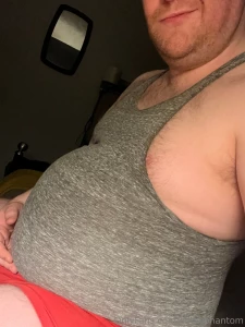 I like to pick up cheap second hand clothes that make me look part 3