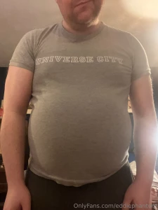 Another xs top plus me eating 2896 calories of greggs goodies no i m part 2