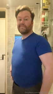 I recently did a little photoshoot in the bathroom where else part 3