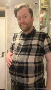 Some more modelling of old clothing for your delectation