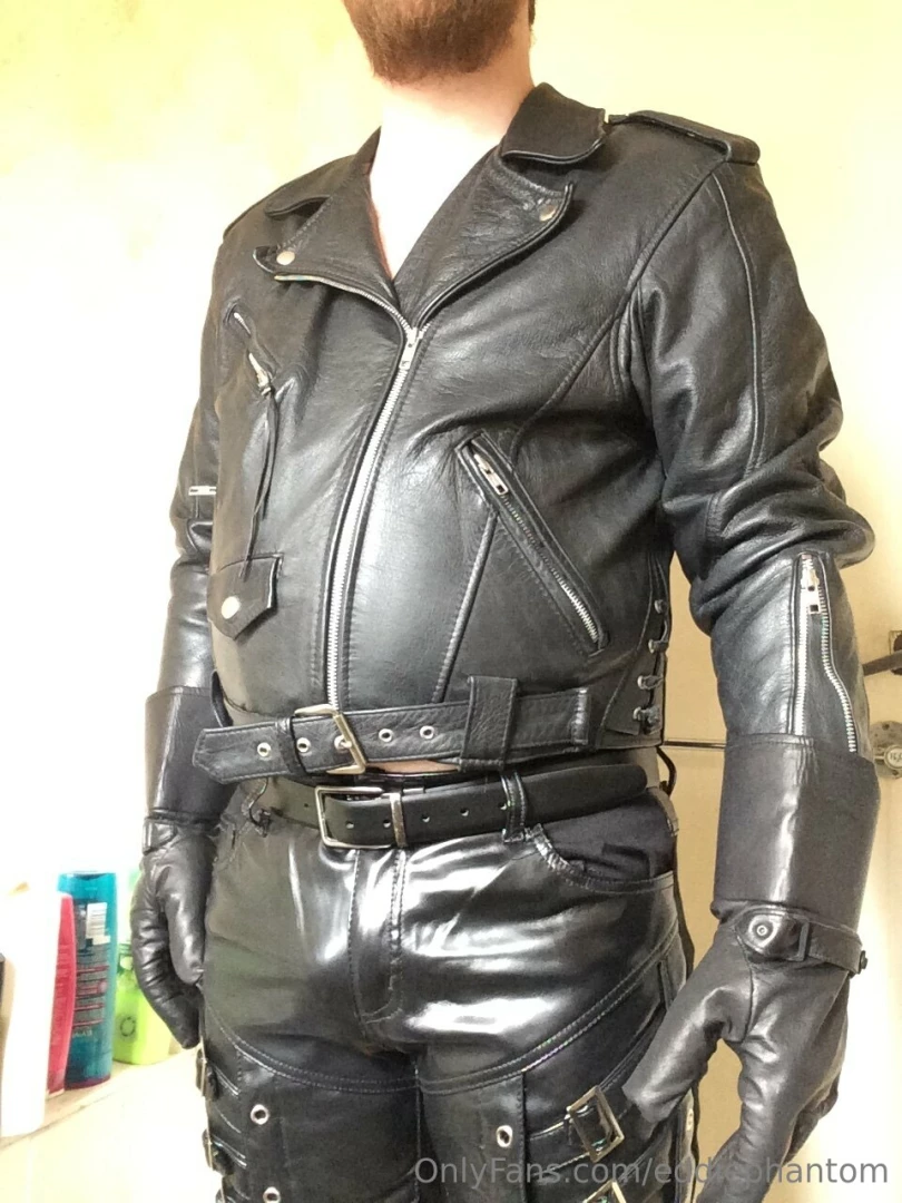 Here s a couple of little-seen pics from a few years back i was 