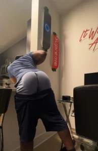 Put yo face in my cheeks swipe get at me in my dms if you wanna fwm on