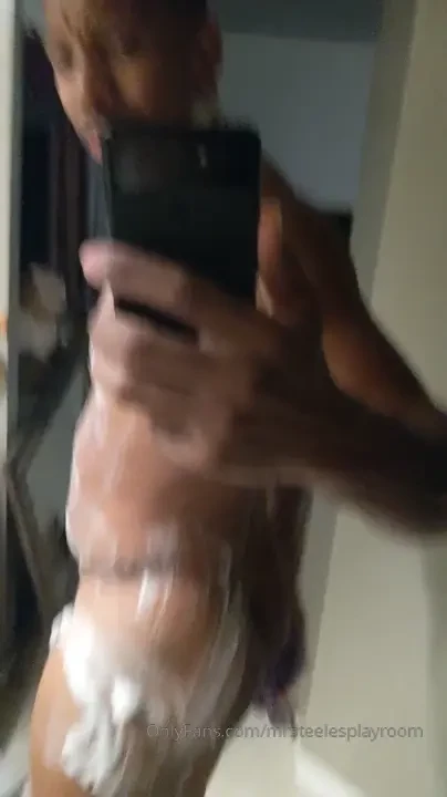 Sooo basically the light in my shower went out and i dont know how to 