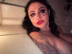 Ready to paint the town red and a little dirty