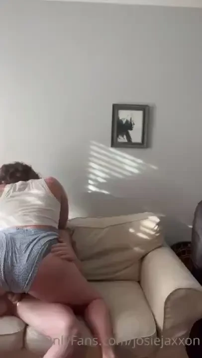 Hubby sex full length mrjaxxon was playing video games but i was so 