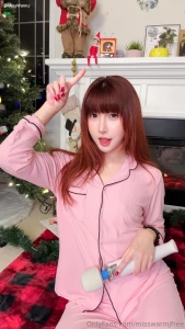 Vip gf experience december 14th being naughty while the elf is