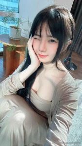 Hey my cute chinese friend iamdorasnow sally is sending out christmas part 2