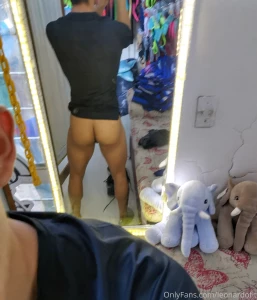 Abranme las nalguitas