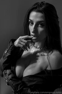 I ll interrupt the flow of holiday photos with this great photoshoot